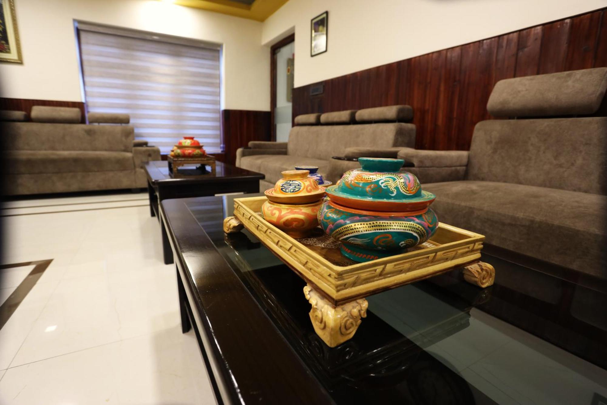 Hotel Nalanda Ladakh Лех Екстериор снимка