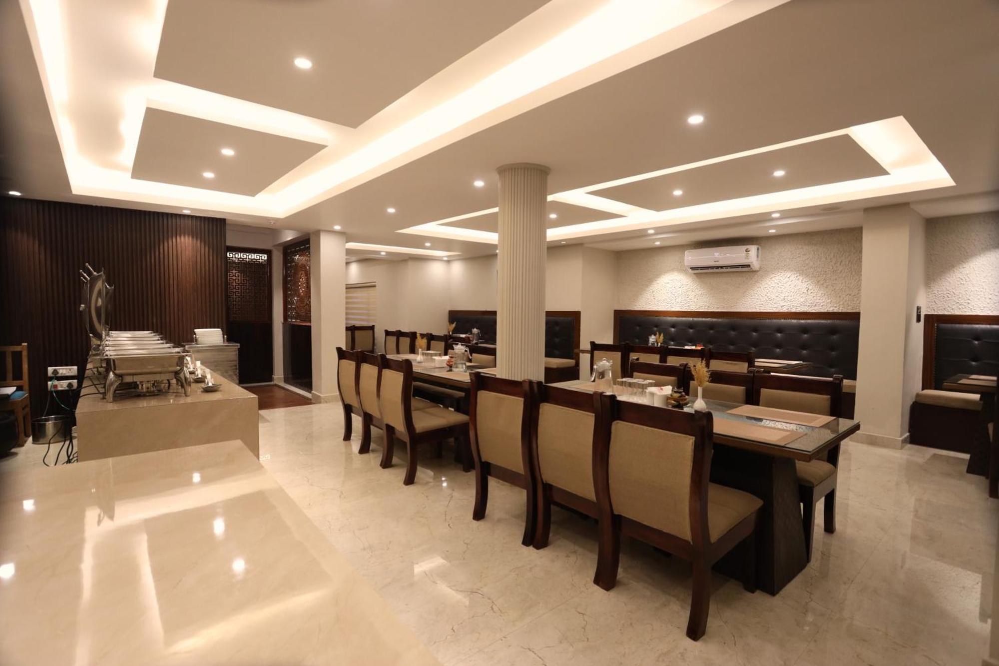 Hotel Nalanda Ladakh Лех Екстериор снимка