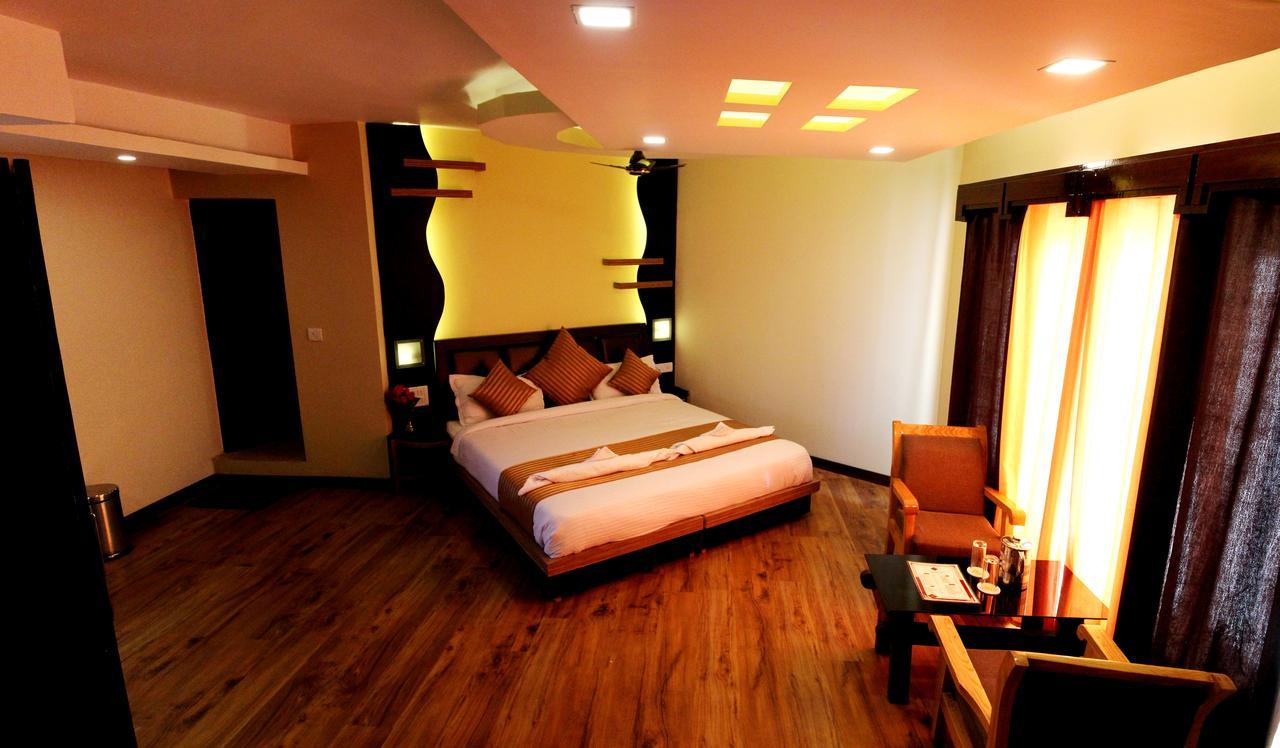Hotel Nalanda Ladakh Лех Екстериор снимка