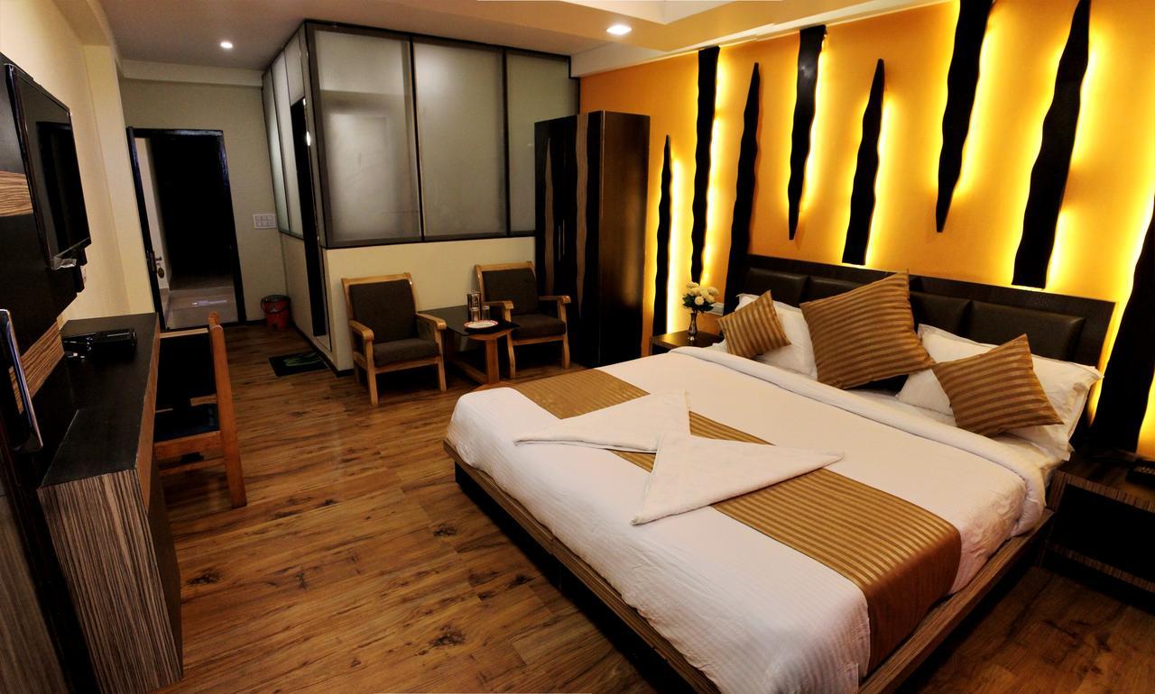 Hotel Nalanda Ladakh Лех Екстериор снимка