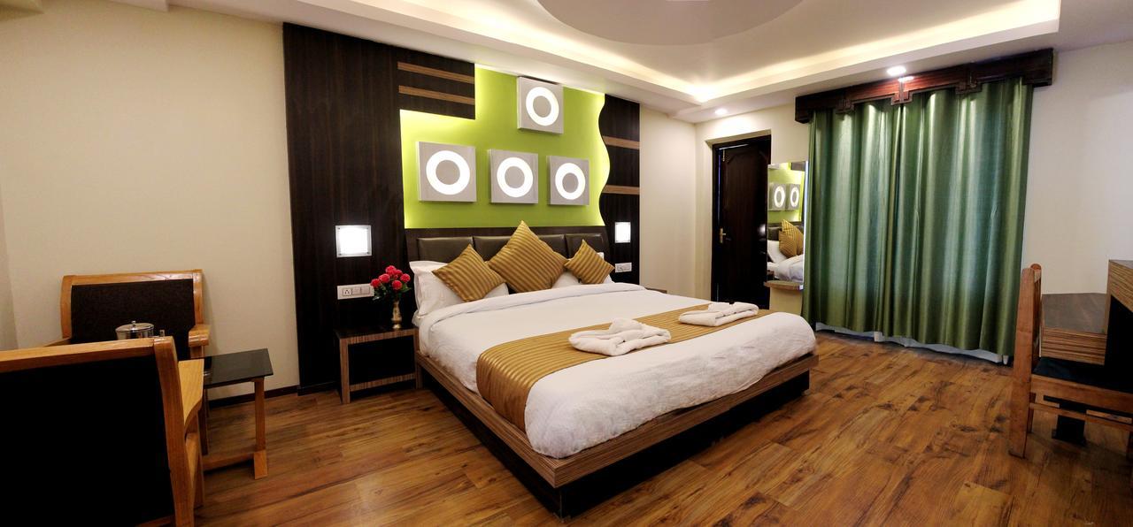 Hotel Nalanda Ladakh Лех Екстериор снимка