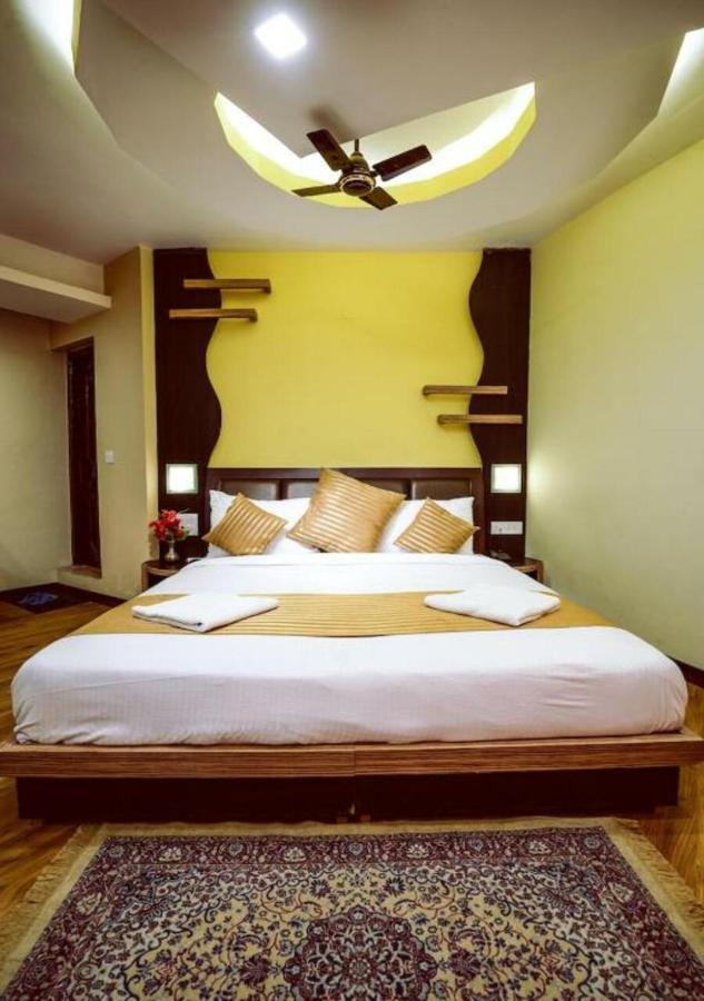 Hotel Nalanda Ladakh Лех Екстериор снимка